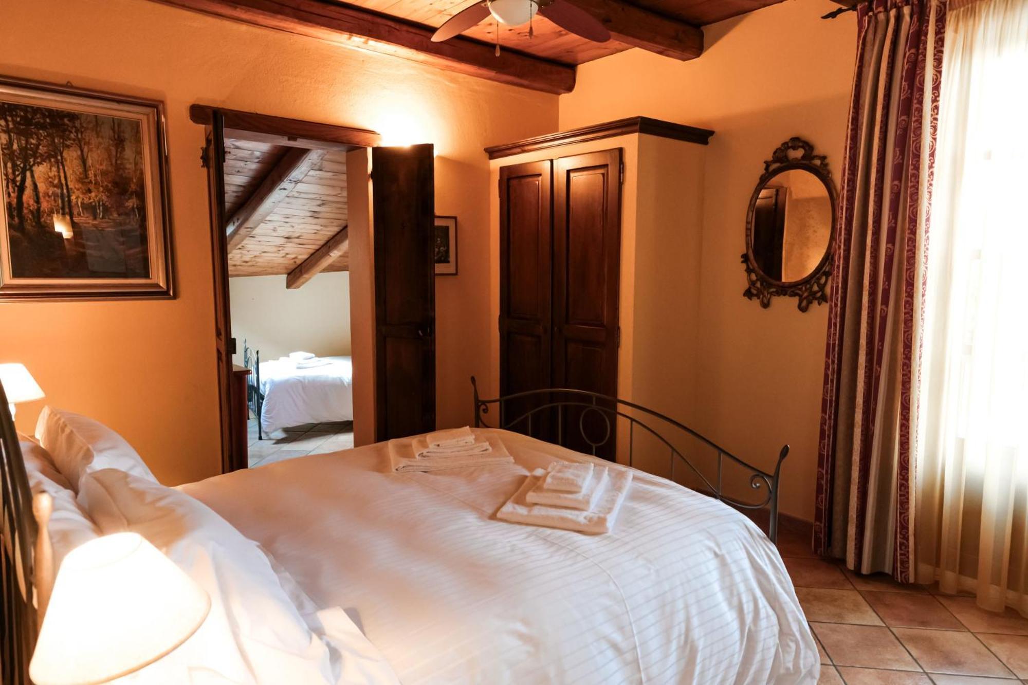 La Cantinella Country House La Morra Exterior photo