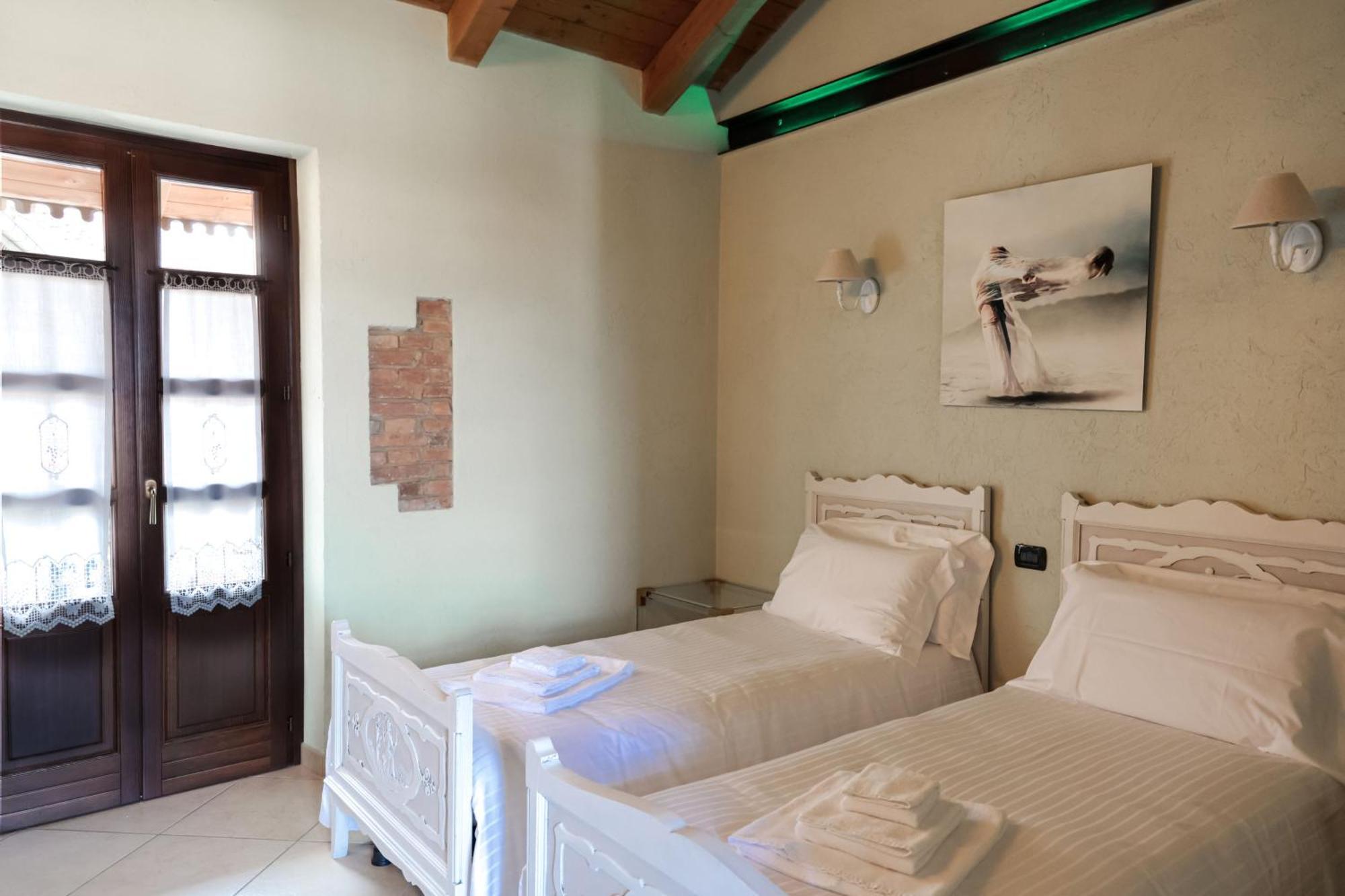 La Cantinella Country House La Morra Exterior photo
