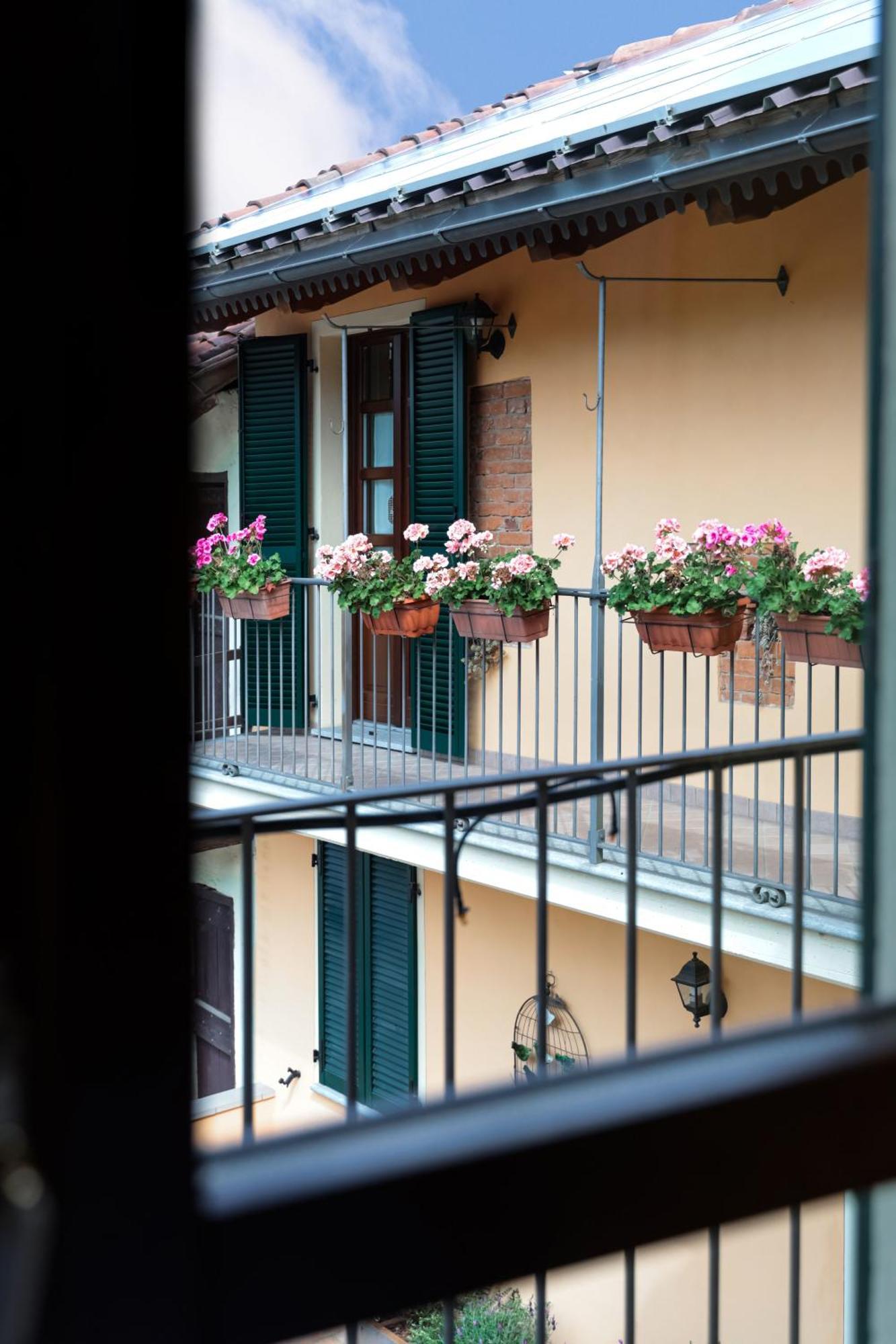 La Cantinella Country House La Morra Exterior photo